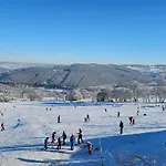 Hottonruy 4 *